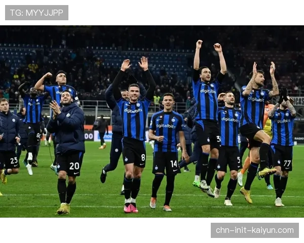 实时播报：意甲焦点战，半场实时控球网络图显示国际米兰完全掌控中路